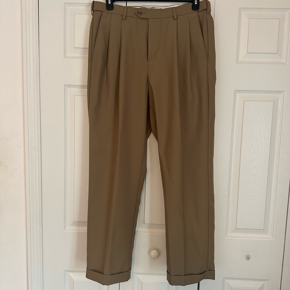 Croft & Barrow Men's Tan Chinos